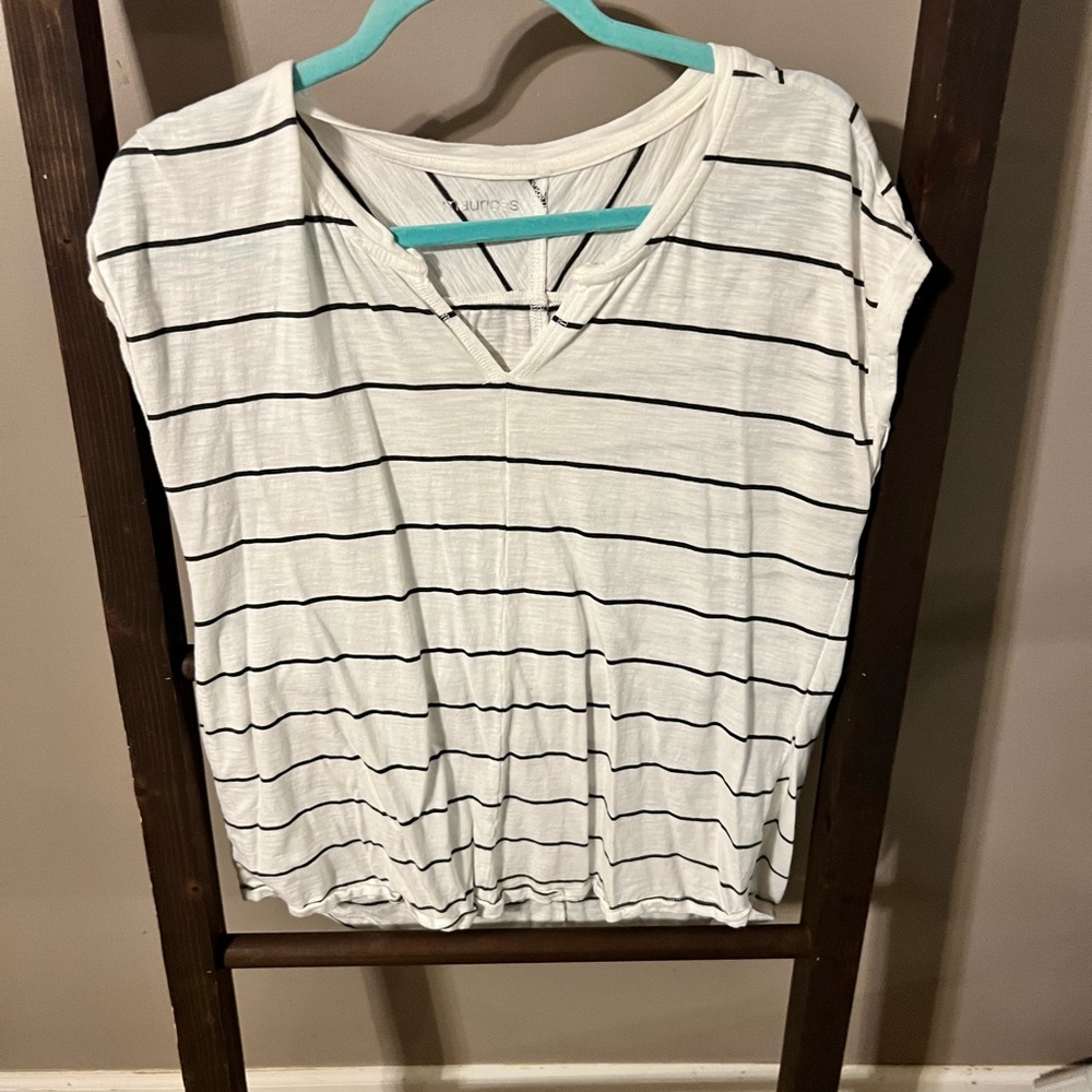 Maurice’s white top with gray stripes size Large